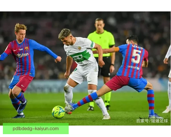 阿尔巴防守技巧评价：状态回暖展现出稳定的防守能力与战术意识